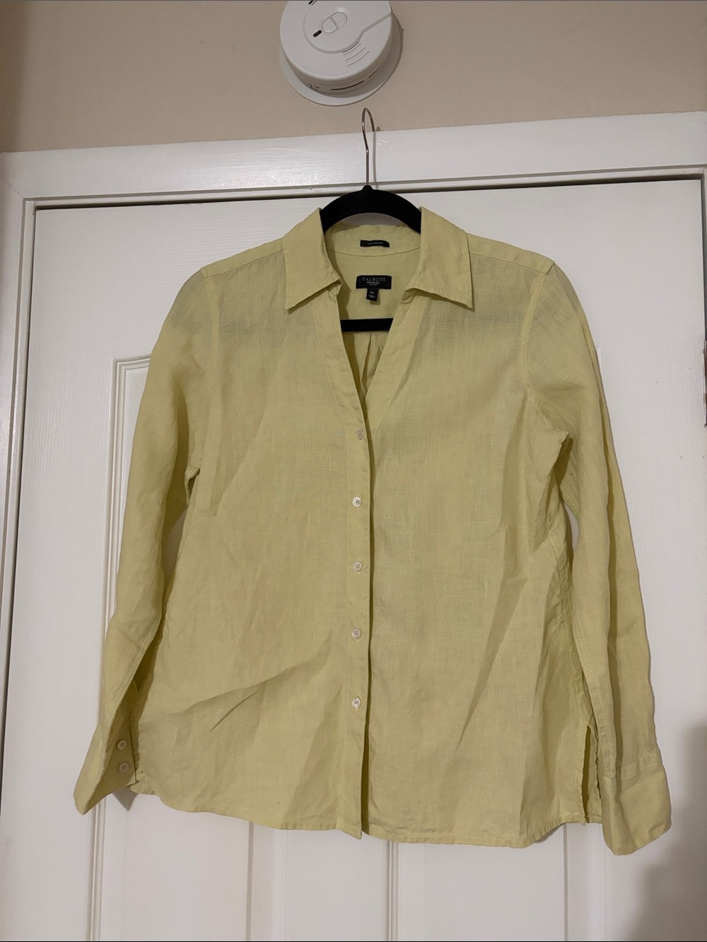 Talbots Pale Yellow Pure Irish Linen Size S/6 Button-Down Shirt